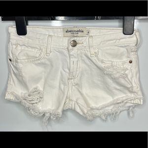 Vintage Abercrombie white jean shorts, size 8 (kids)